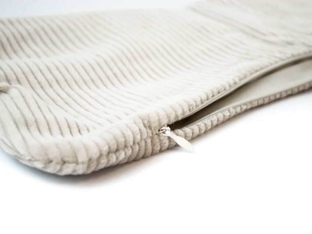 Leseknochenbezug Breitcord Cremeweiß