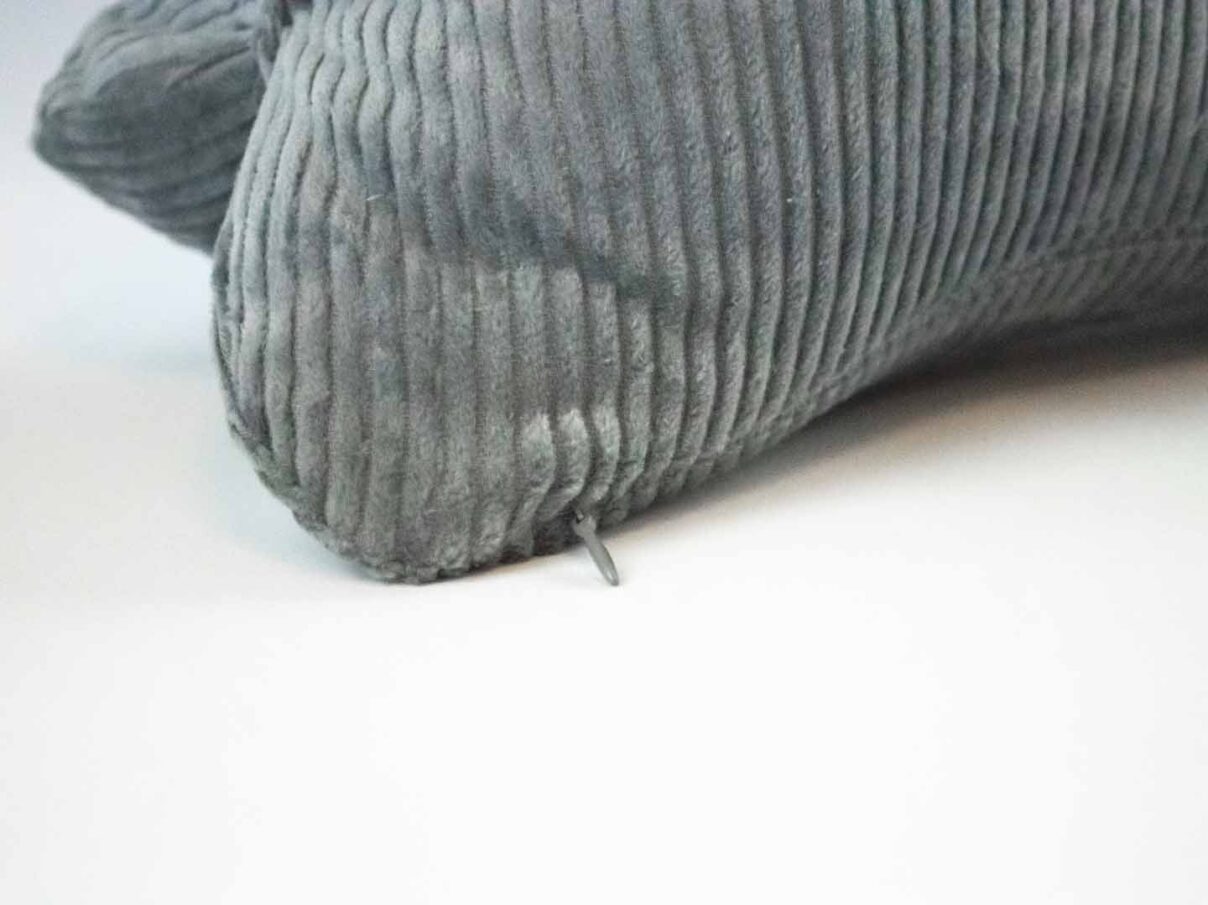 Leseknochenbezug – Breitcord Silbergrau