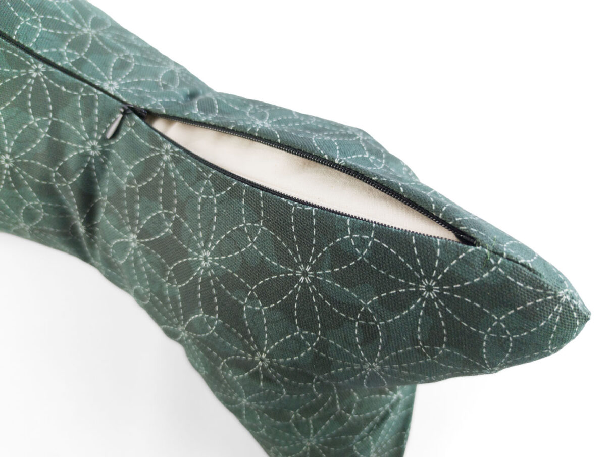 Leseknochenbezug – Sashiko-Muster schwarzgrün